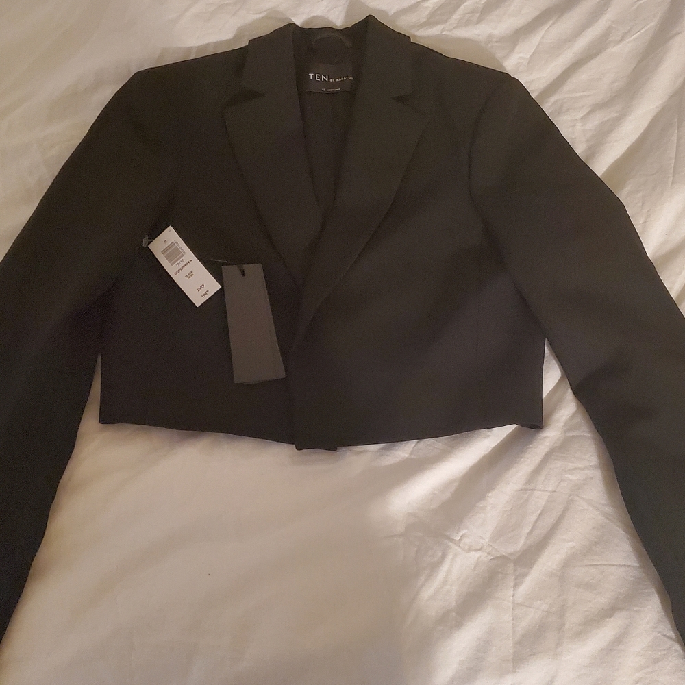 Aritzia Ten by Babaton Supernova Blazer Size XS NWT